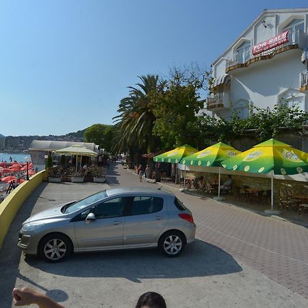 Solar Apartments Herceg Novi Buitenkant foto