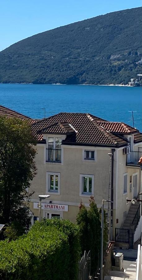 Solar Apartments Herceg Novi Buitenkant foto