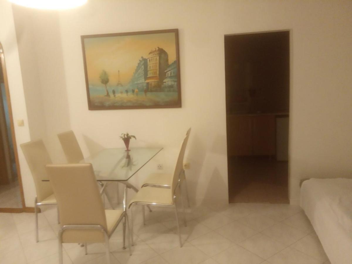 Solar Apartments Herceg Novi Buitenkant foto