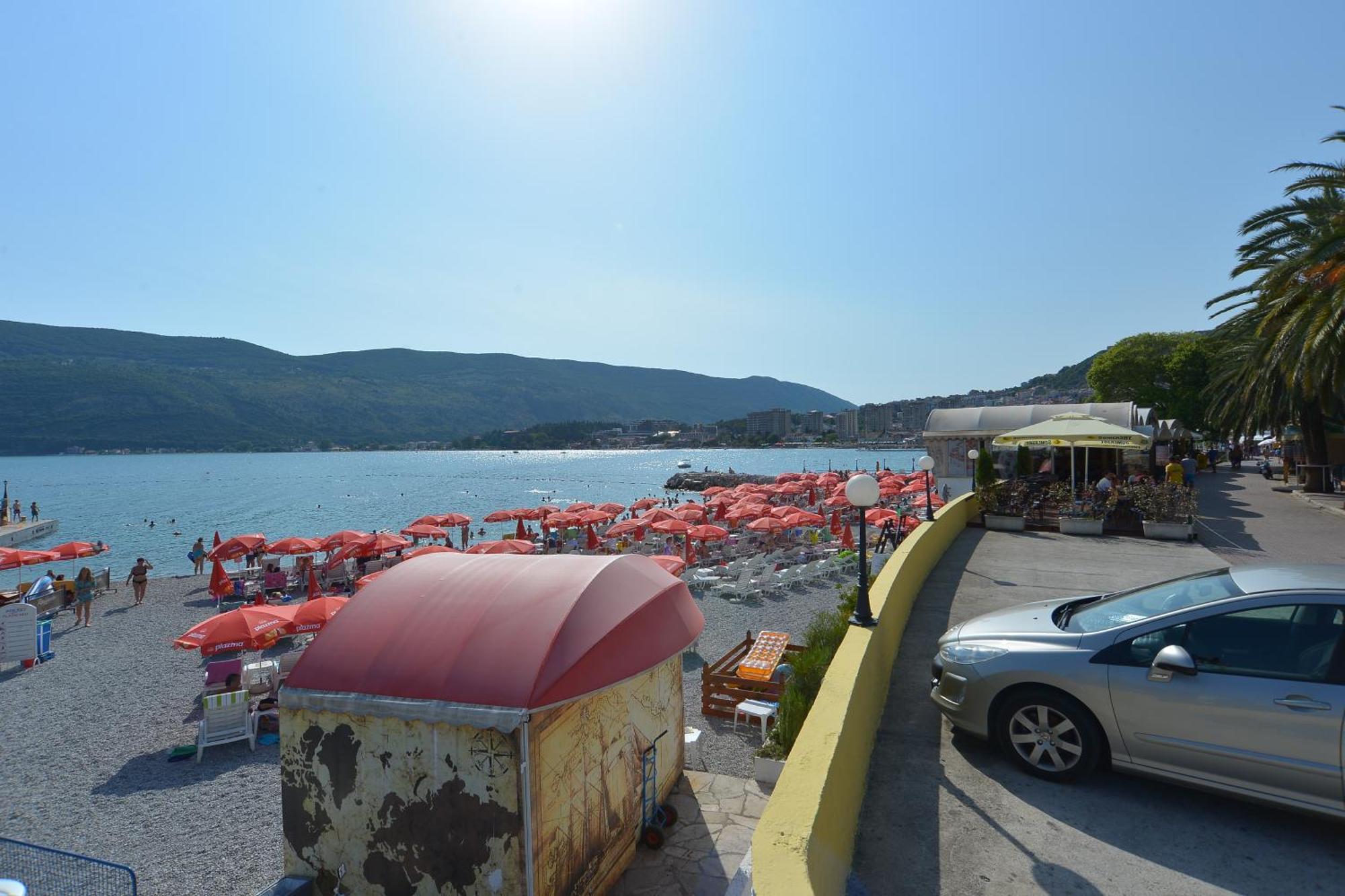 Solar Apartments Herceg Novi Buitenkant foto
