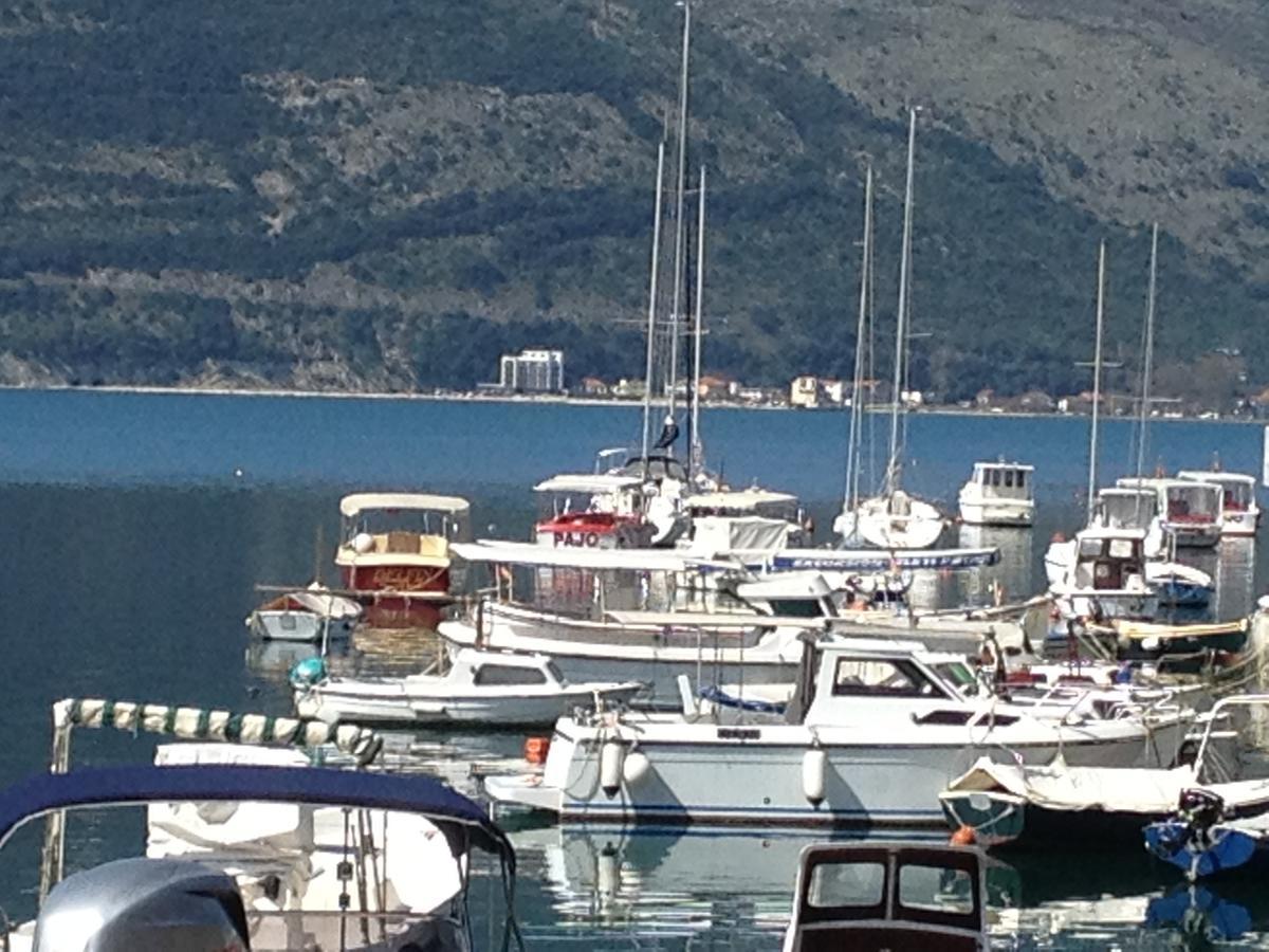 Solar Apartments Herceg Novi Buitenkant foto